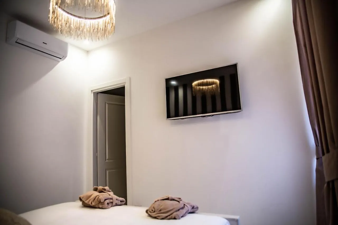 Bed and breakfast Flyhouse Fiumicino Couette-café